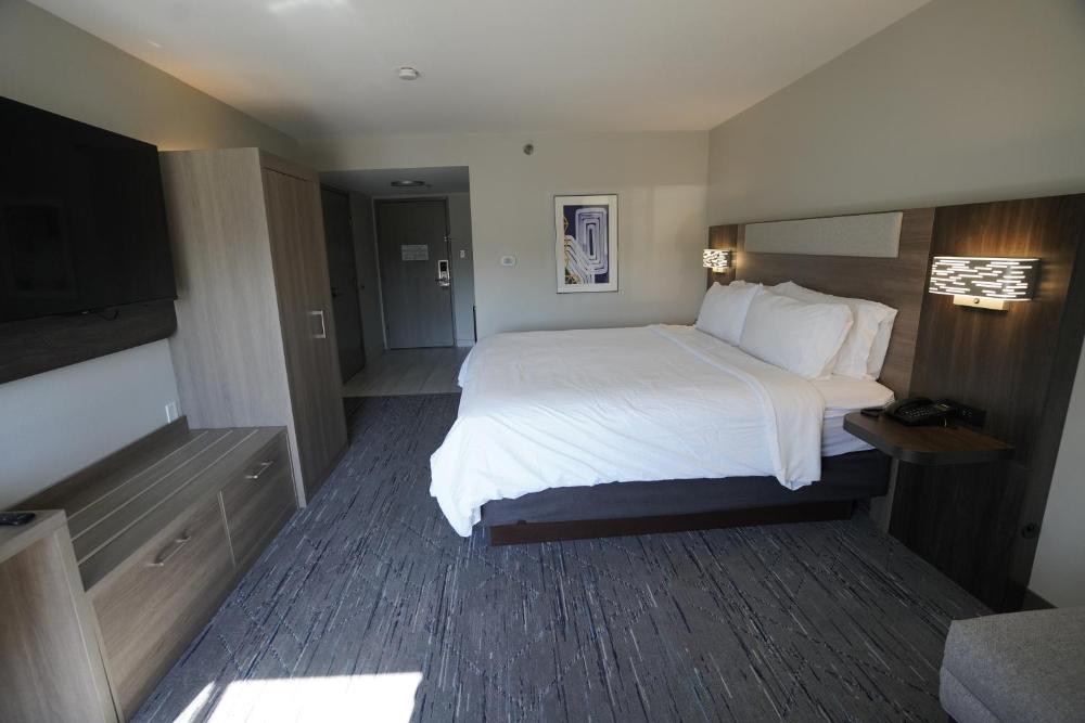 King Room - Disability Access interior